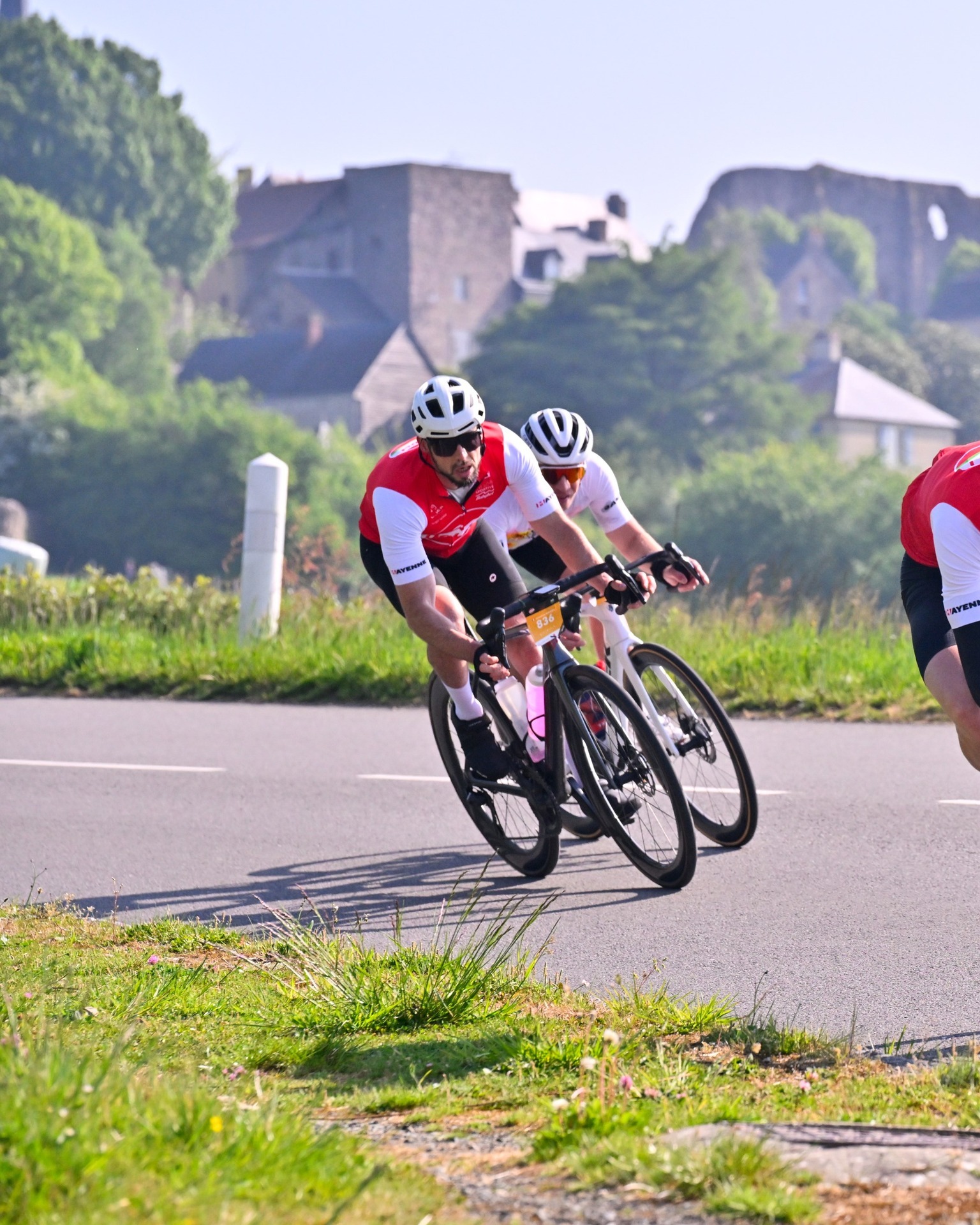 🏰 La vie du château 

📍 Abordé en sens inverse à 2025, Sainte-Suzanne aura un ravitaillement en 2026.

𝐈𝐧𝐟𝐨𝐫𝐦𝐚𝐭𝐢𝐨𝐧𝐬 & 𝐢𝐧𝐬𝐜𝐫𝐢𝐩𝐭𝐢𝐨𝐧𝐬 ⤵️
✍️ https://cyclosportive-babybel.fr

#CyclosportiveBabybel #RunningBabybel #running #courseapied #run #BBL #CycloBBL #Babybel #Mayenne #Evron #Cyclo #Gravel #Cyclosport #LaurentJalabert #Cycling #ekoi #ekoicycling #ekoiracing @sainte.suzanne.coevrons